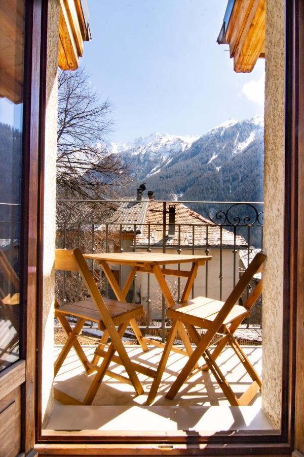 Chalet Hotel La Tarine Пезе-Нанкруа Экстерьер фото