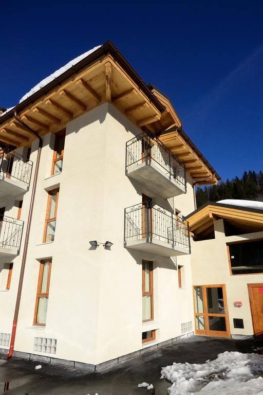 Chalet Hotel La Tarine Пезе-Нанкруа Экстерьер фото